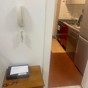 Confortevole Con Costosa Ristrutturazione In Viale Massenzio Masia Côme